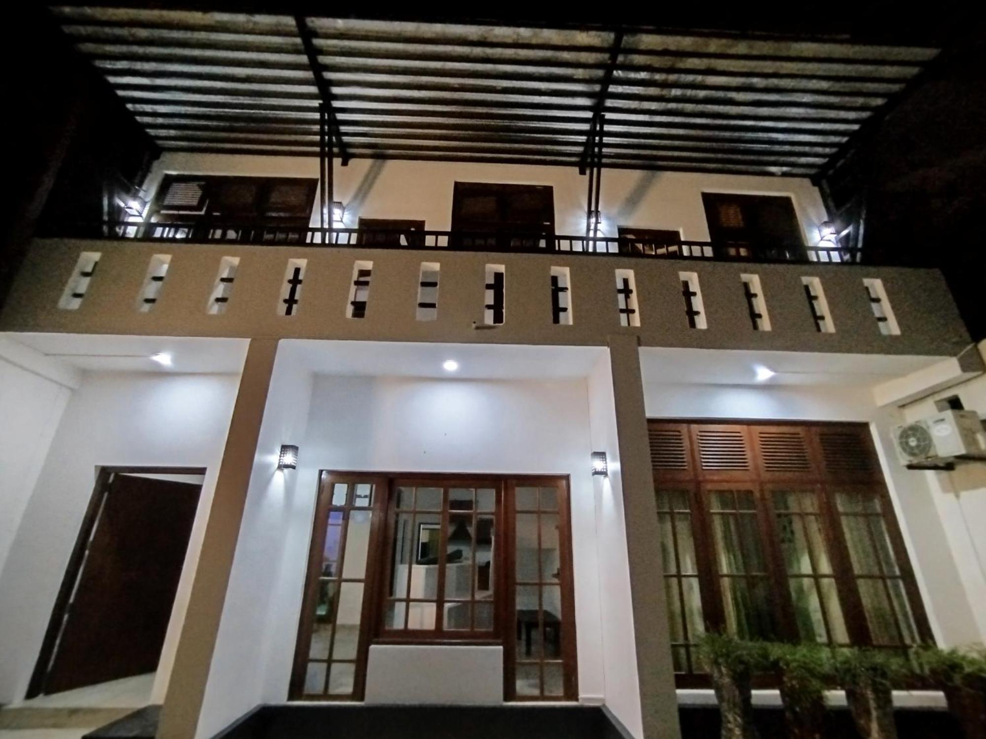 Elzangi Hotel Negombo Exterior foto